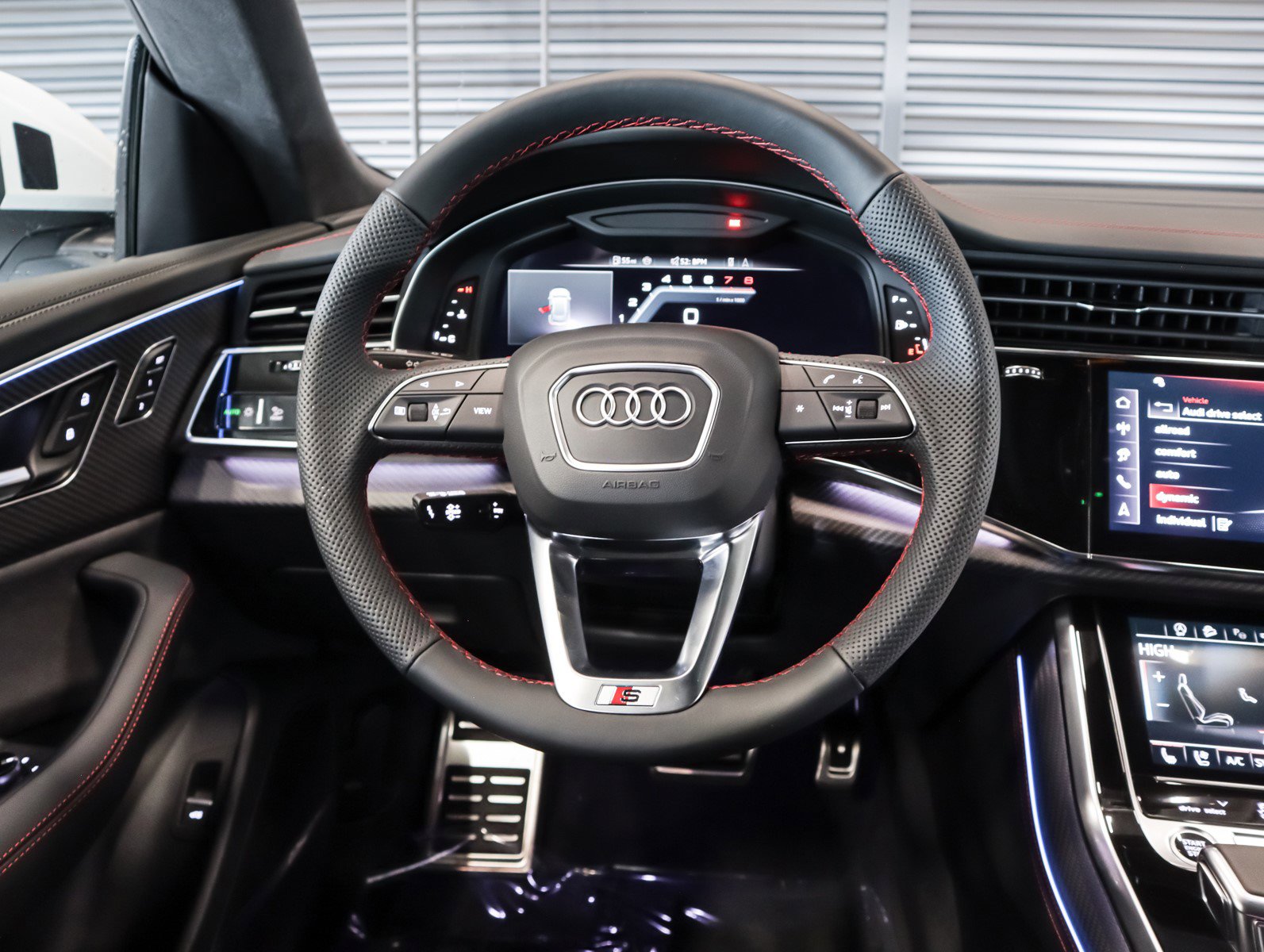 New 2026 Audi Q8 Prestige image 17