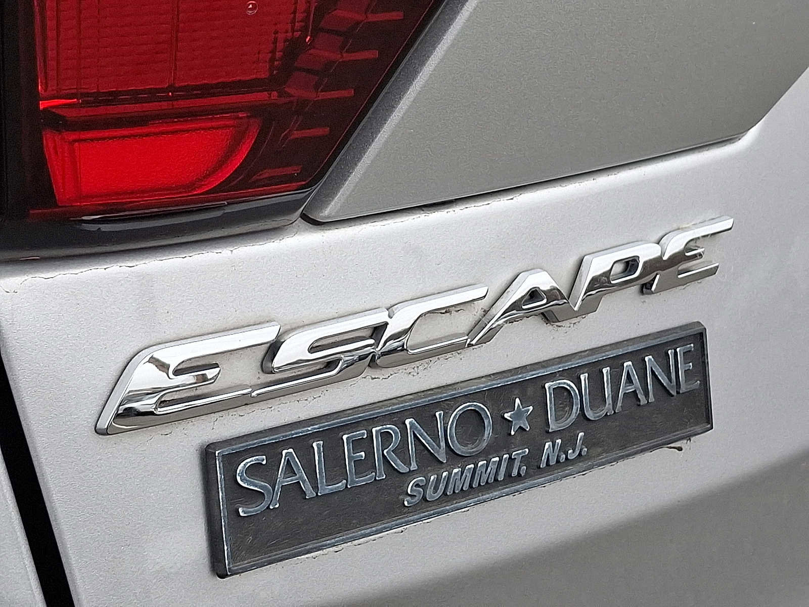 Used 2019 Ford Escape Titanium image 30
