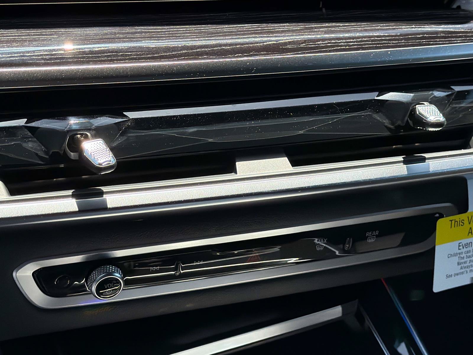 New 2026 BMW X7 M60i AWD/4WD image 16