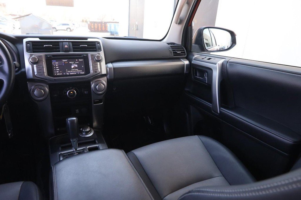 Used 2019 Toyota 4Runner SR5 Premium image 26