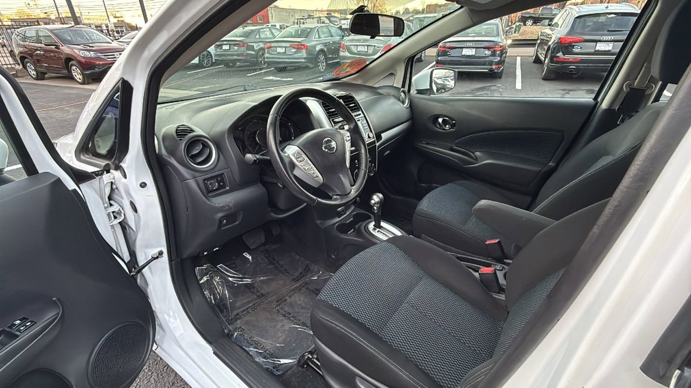 Used 2017 Nissan Versa Note SV image 10