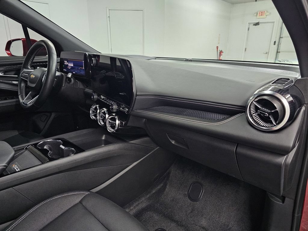 Used 2024 Chevrolet Blazer EV LT AWD/4WD image 13
