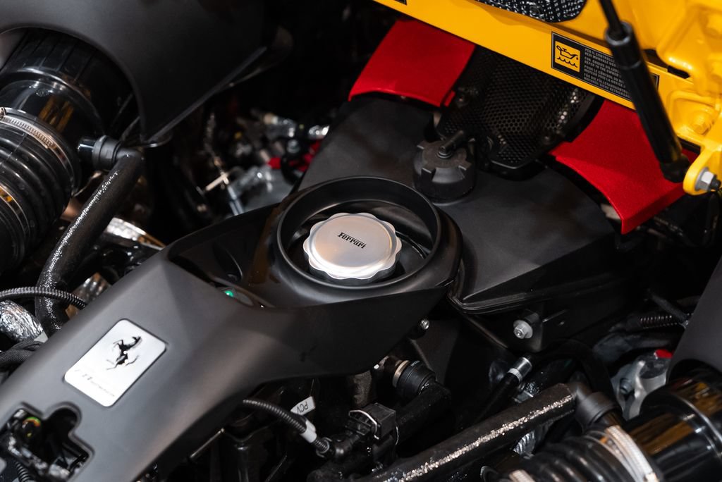 Certified 2023 Ferrari F8 Tributo RWD image 38
