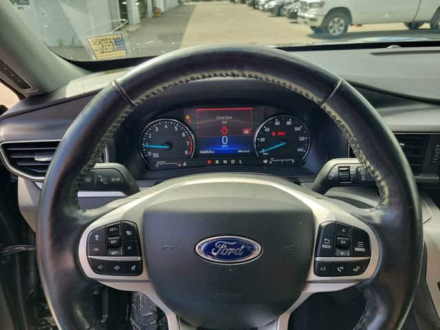 Used 2022 Ford Explorer XLT w/ Equipment Group 202A image 18