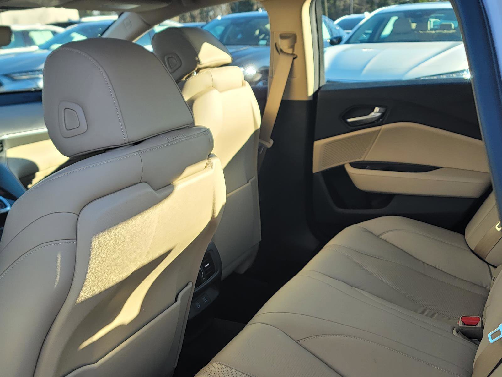 Certified 2025 Acura TLX w/ Technology Package image 11