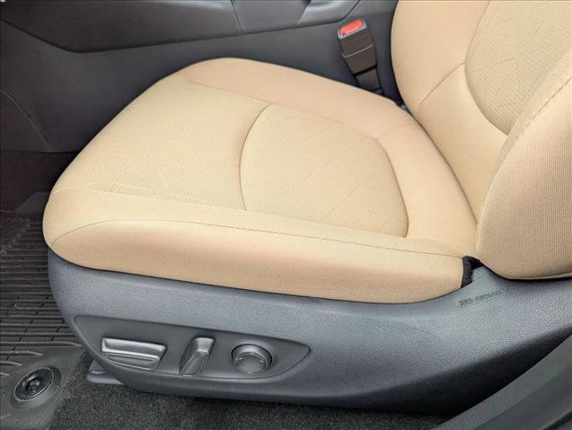 New 2025 Toyota RAV4 XLE image 4