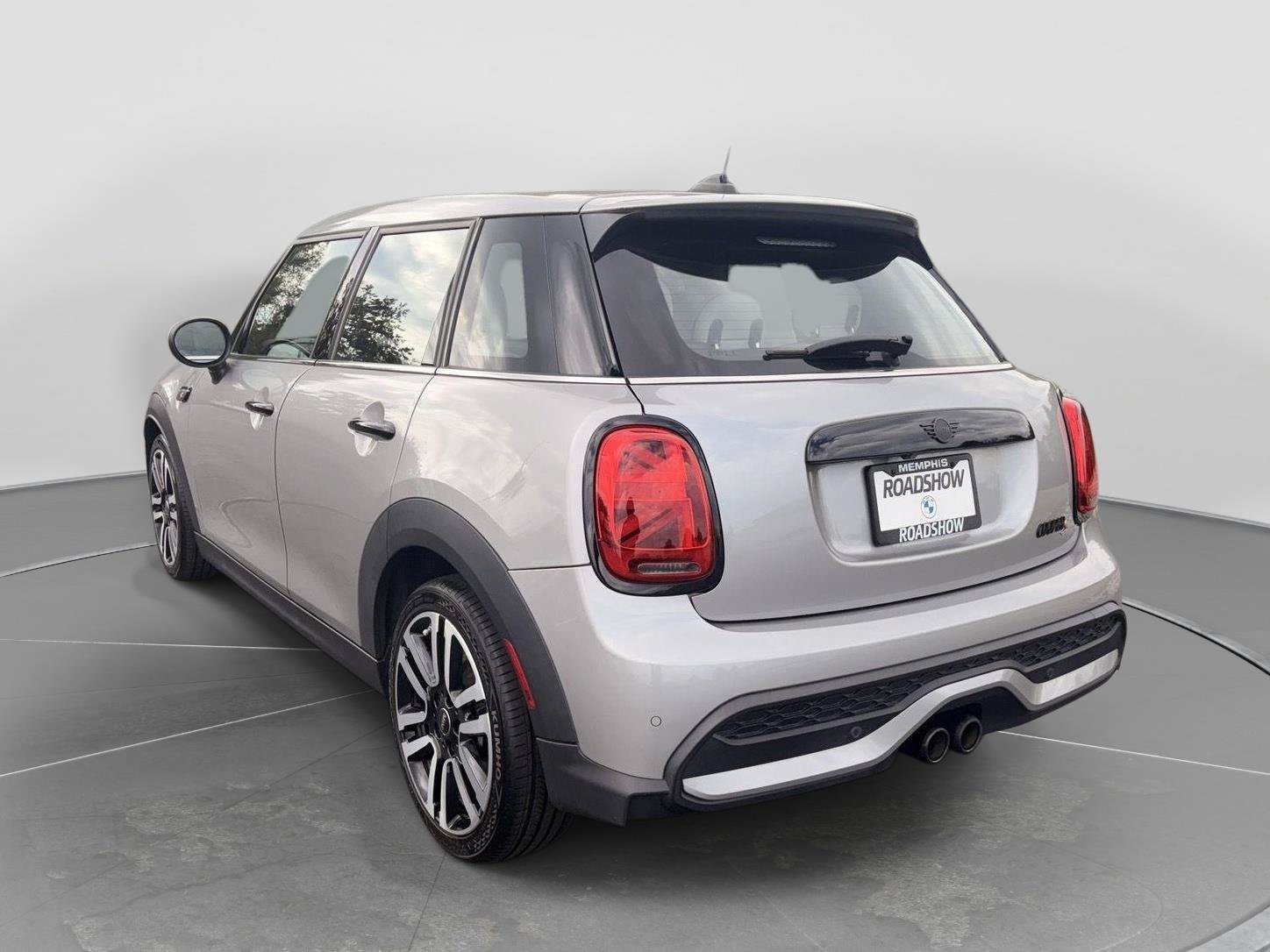 Used 2024 MINI Cooper S FWD image 3