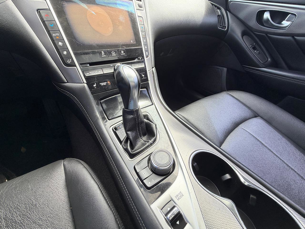 Used 2015 INFINITI Q50 Premium w/ Cargo Package image 15