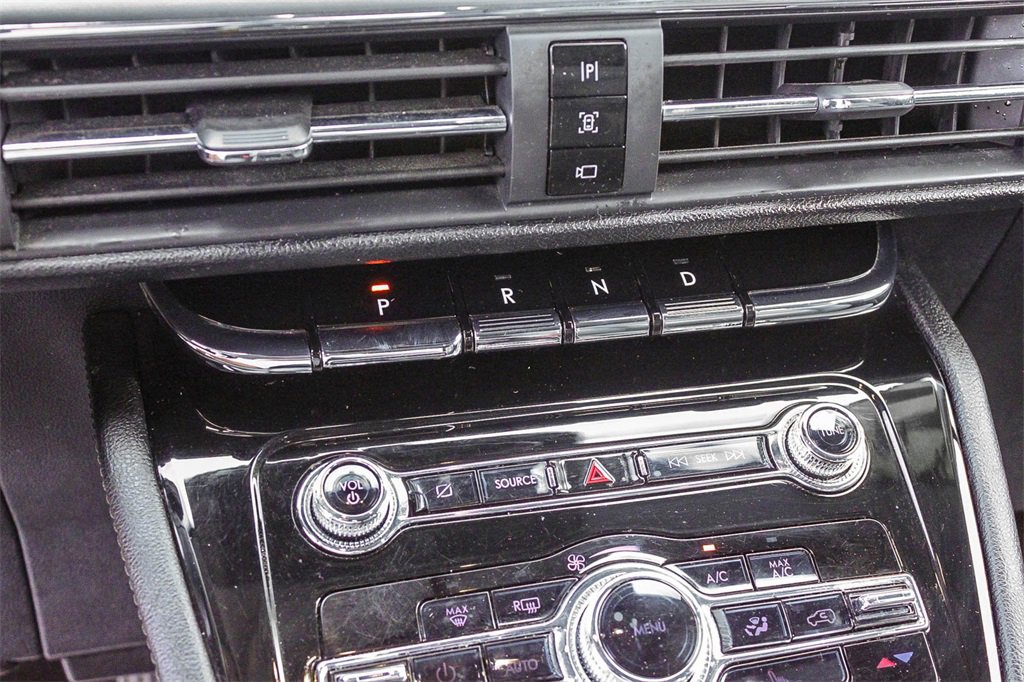 Used 2022 Lincoln Corsair Reserve image 24