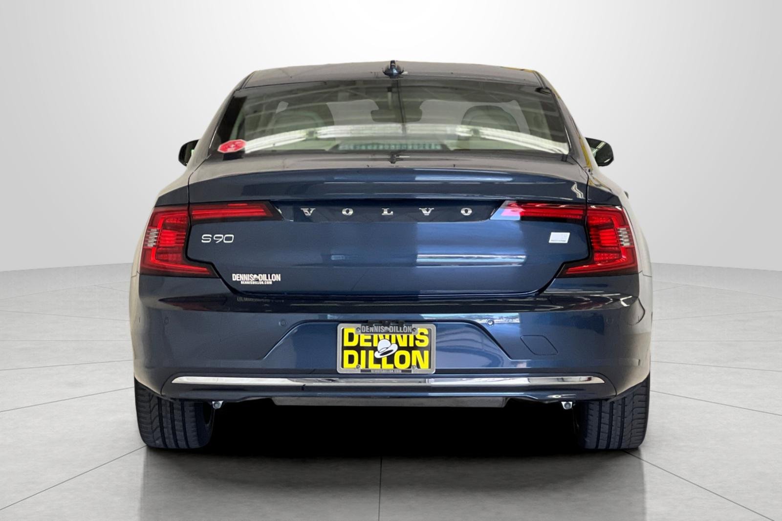 Used 2024 Volvo S90 T8 Ultimate image 6