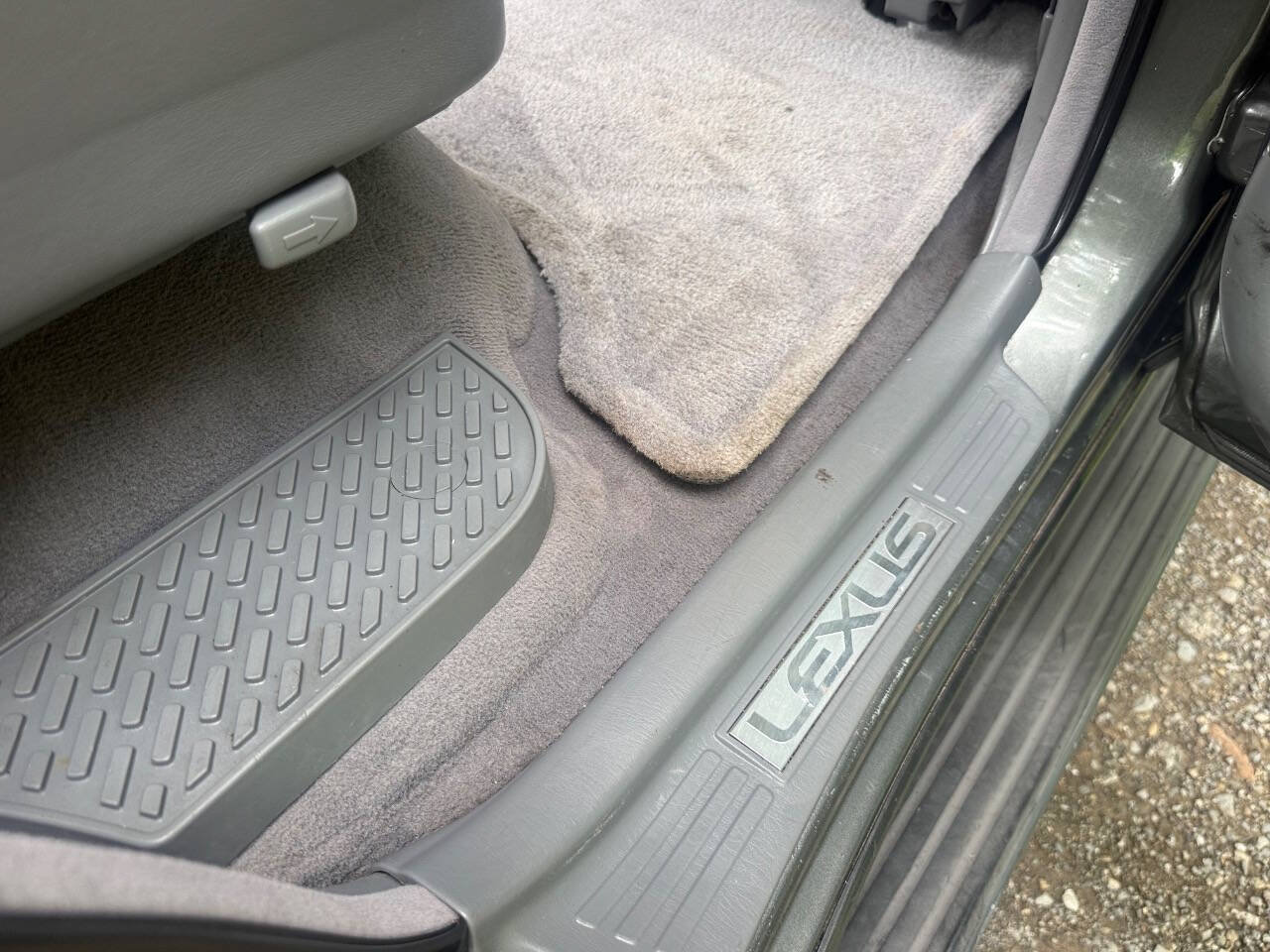 Used 2002 Lexus LX 470 4WD image 65