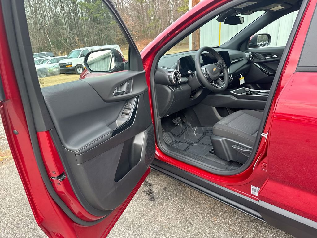 New 2026 Chevrolet Equinox LT image 13