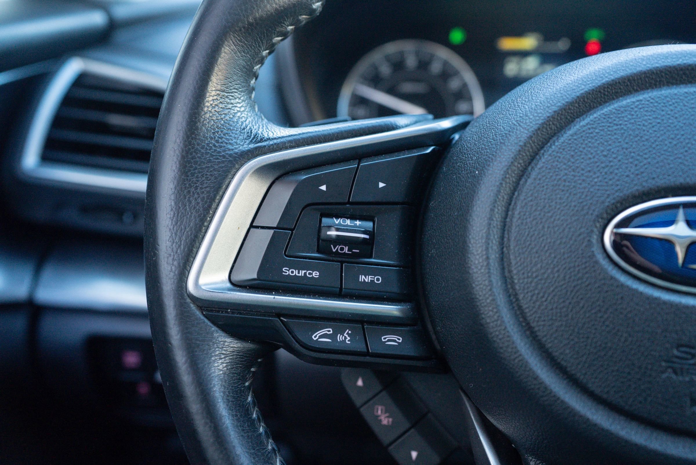 Used 2017 Subaru Impreza 2.0i Limited image 26