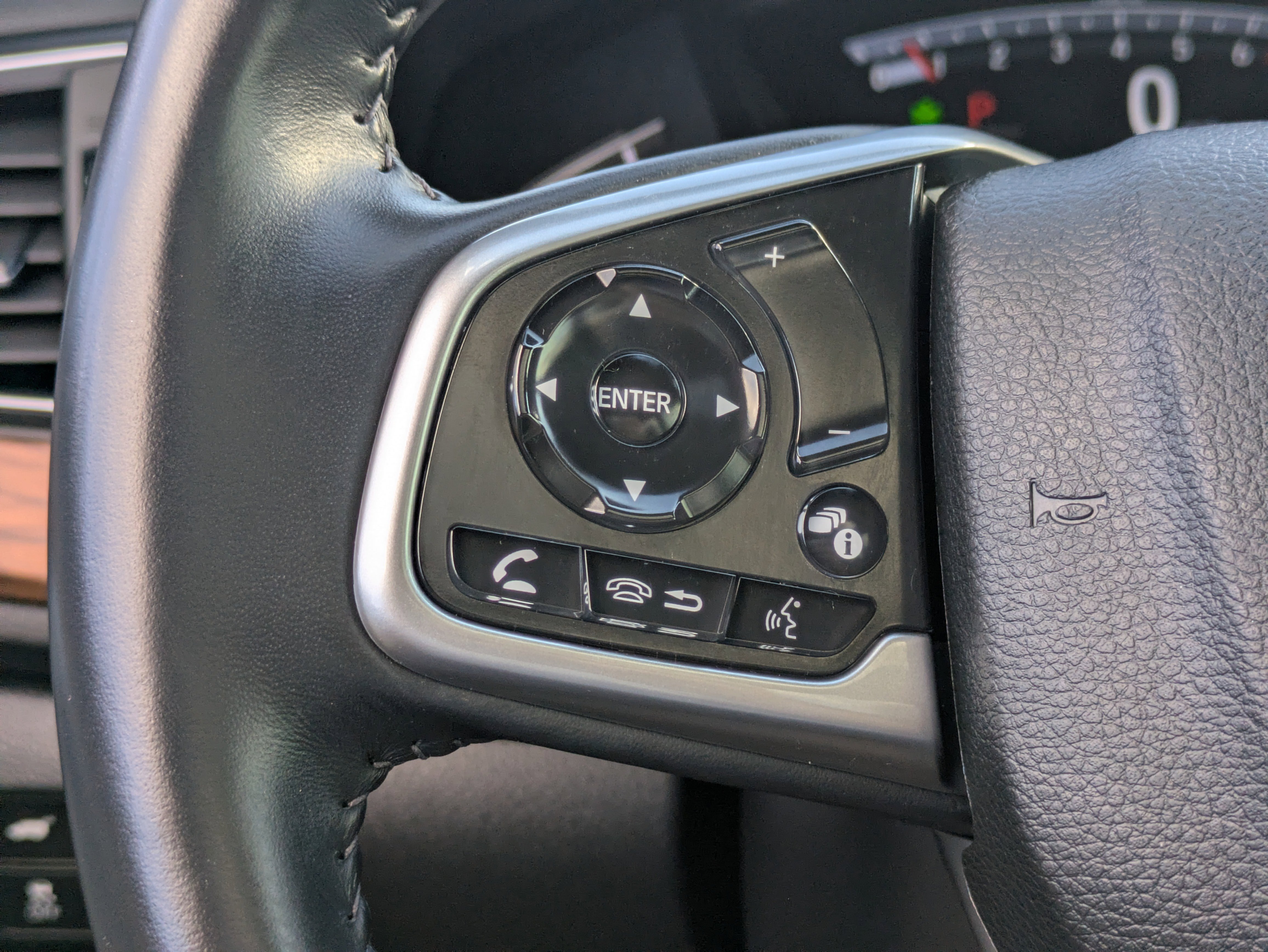 Used 2022 Honda CR-V EX-L image 25