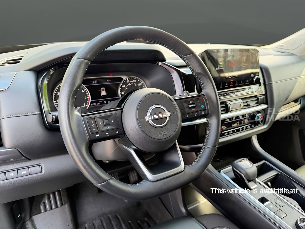 Used 2023 Nissan Pathfinder SL w/ SL Premium Package image 14