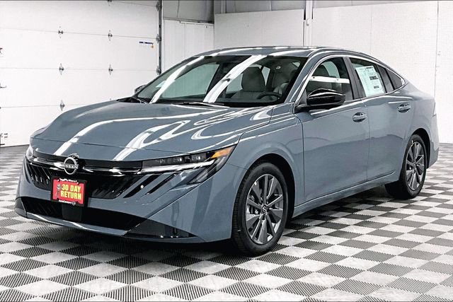 New 2026 Nissan Sentra SL image 3