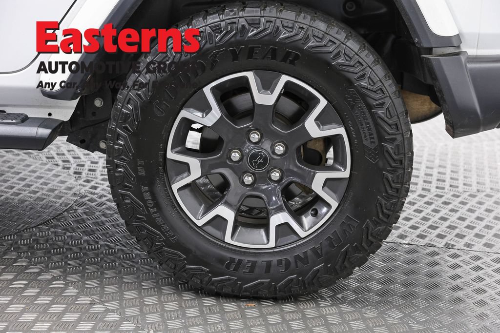 Used 2024 Jeep Wrangler Unlimited Sahara w/ Dual Top Group AWD/4WD image 33