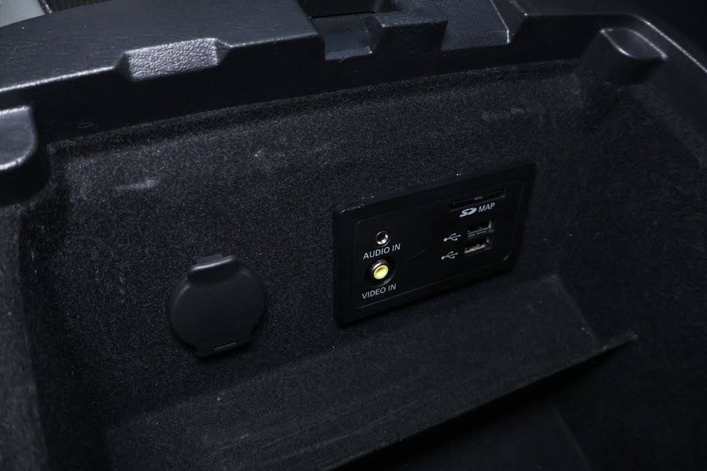 Used 2019 INFINITI QX60 Luxe w/ Essential Package image 38