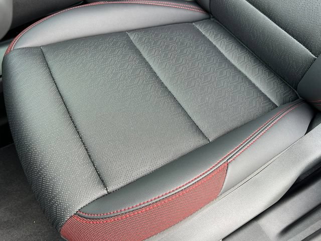 New 2027 Chevrolet Equinox RS FWD image 9