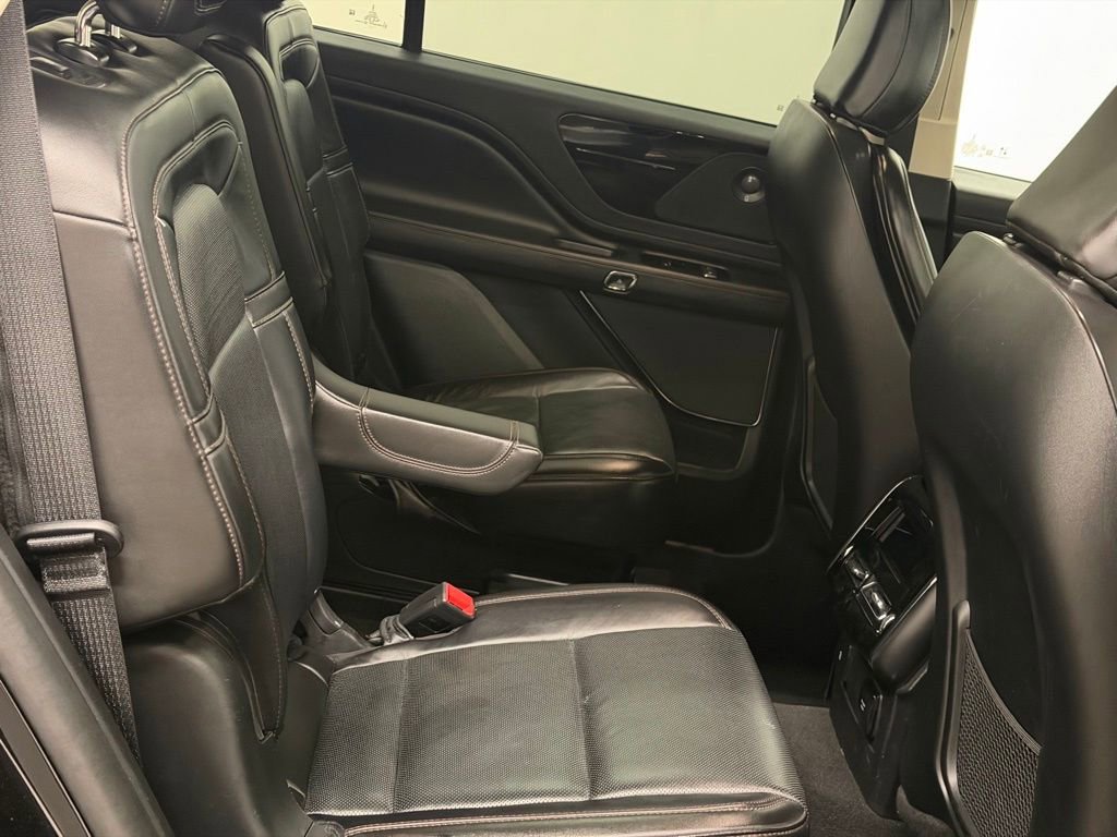 Used 2024 Lincoln Aviator Reserve image 23