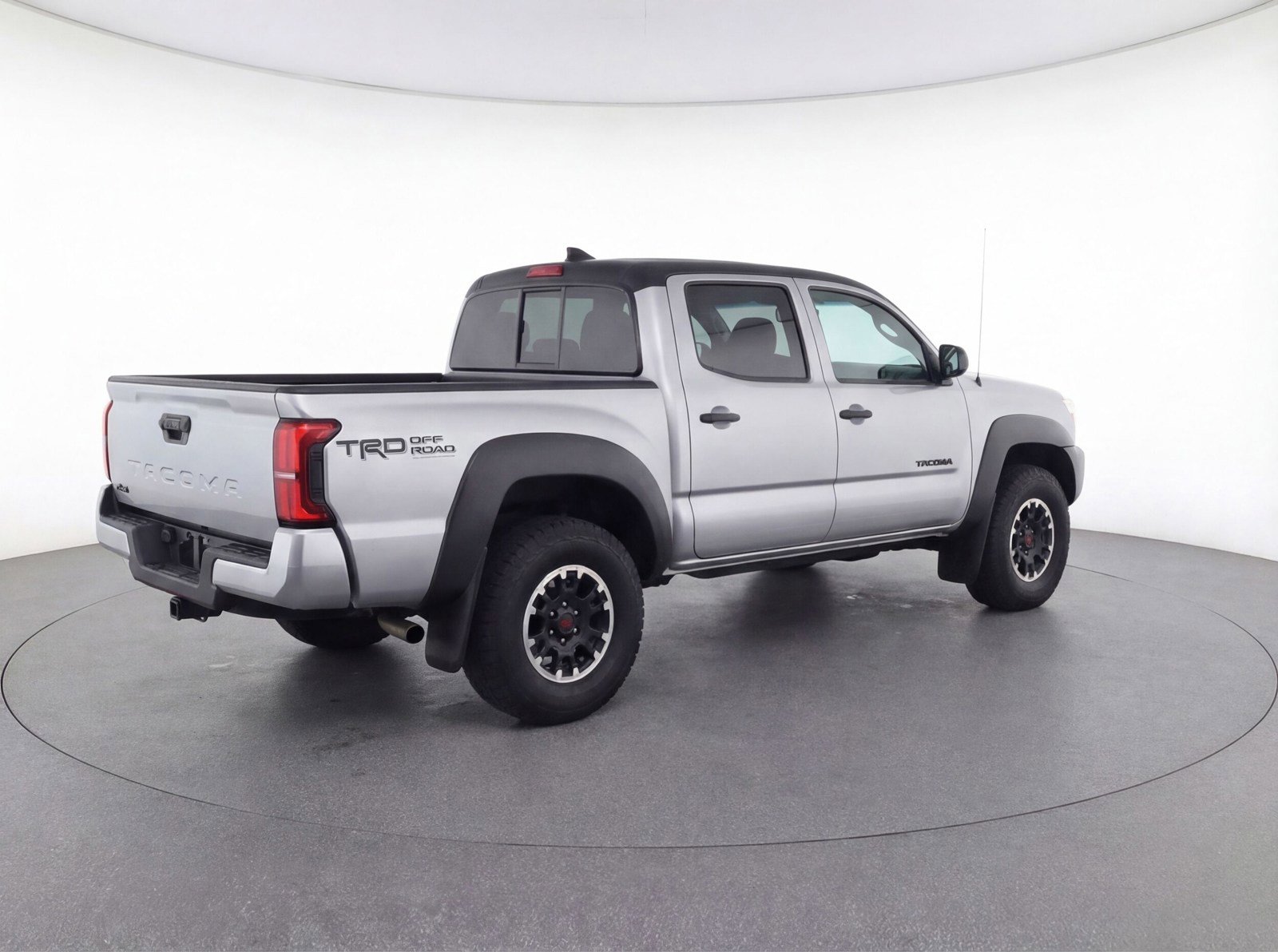Used 2025 Toyota Tacoma TRD Off-Road AWD/4WD image 7