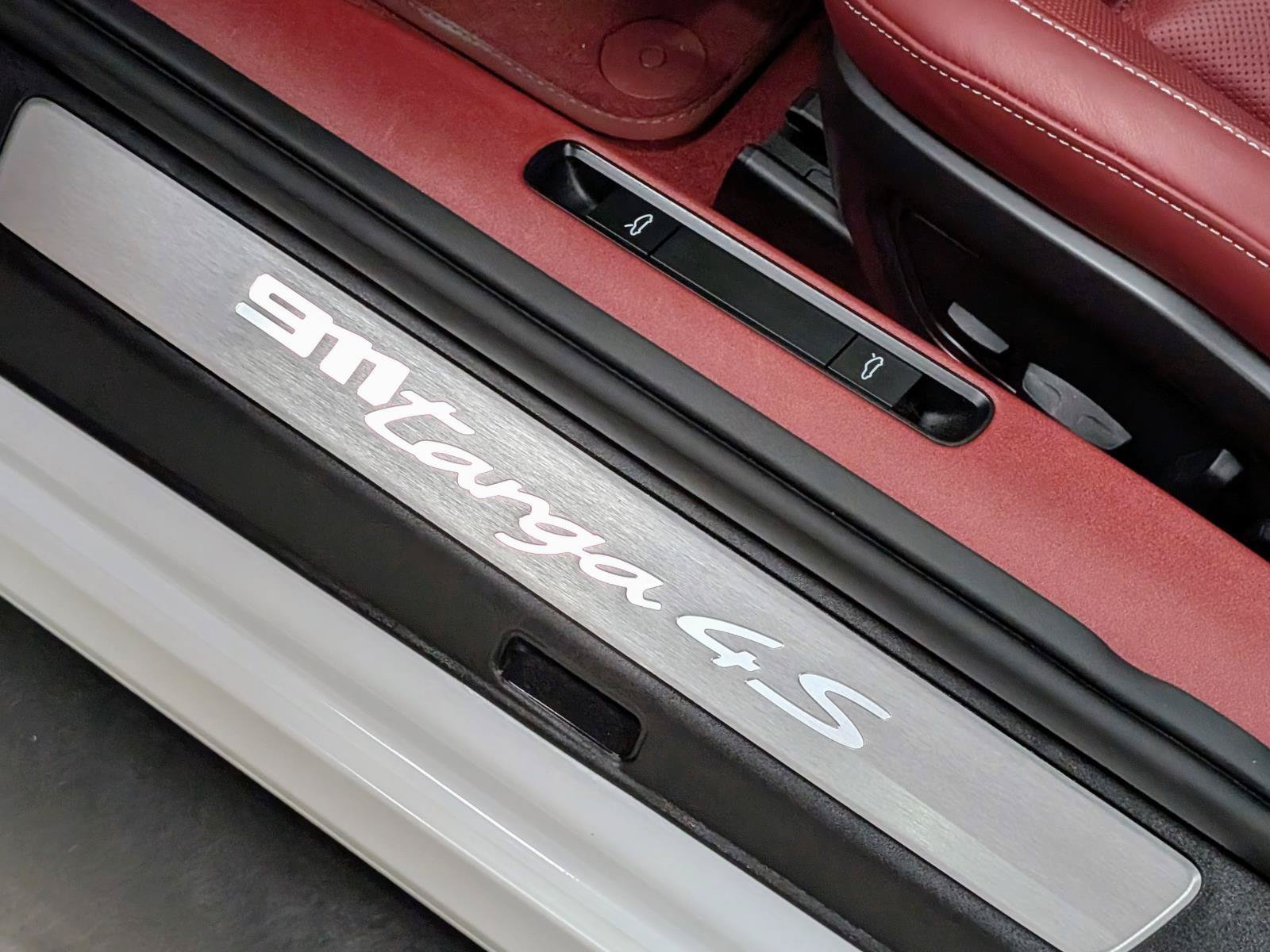 Used 2023 Porsche 911 Targa 4S w/ Premium Package AWD/4WD image 22