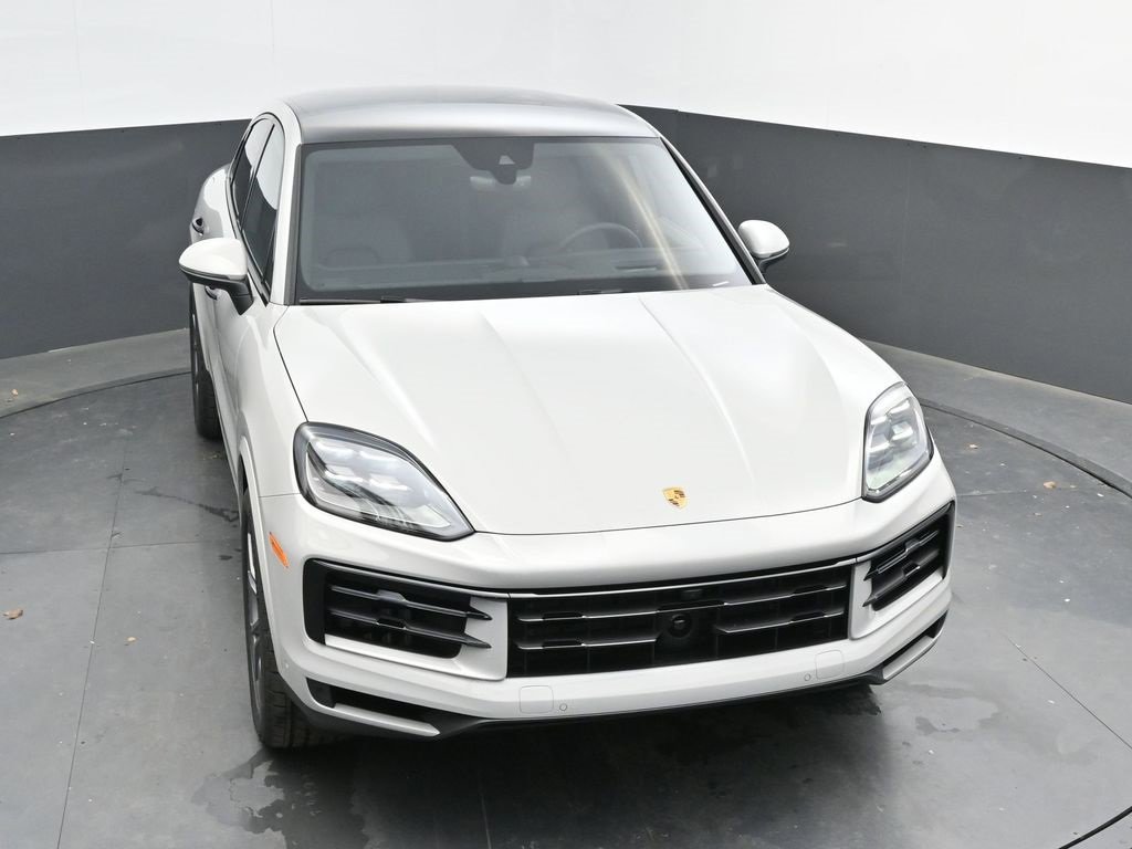 New 2025 Porsche Cayenne Coupe image 39