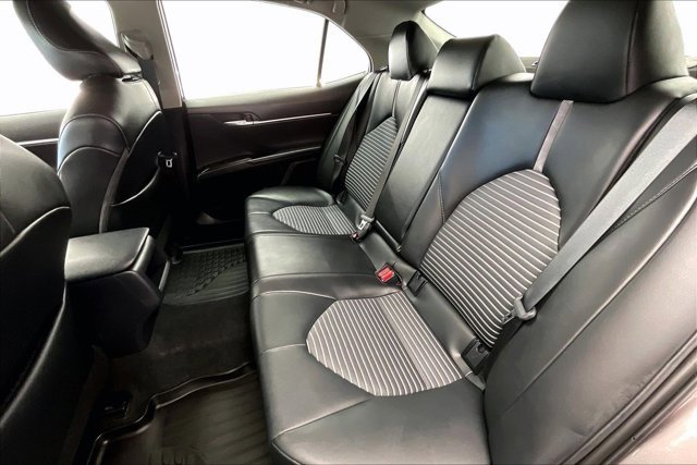 Used 2024 Toyota Camry SE image 20
