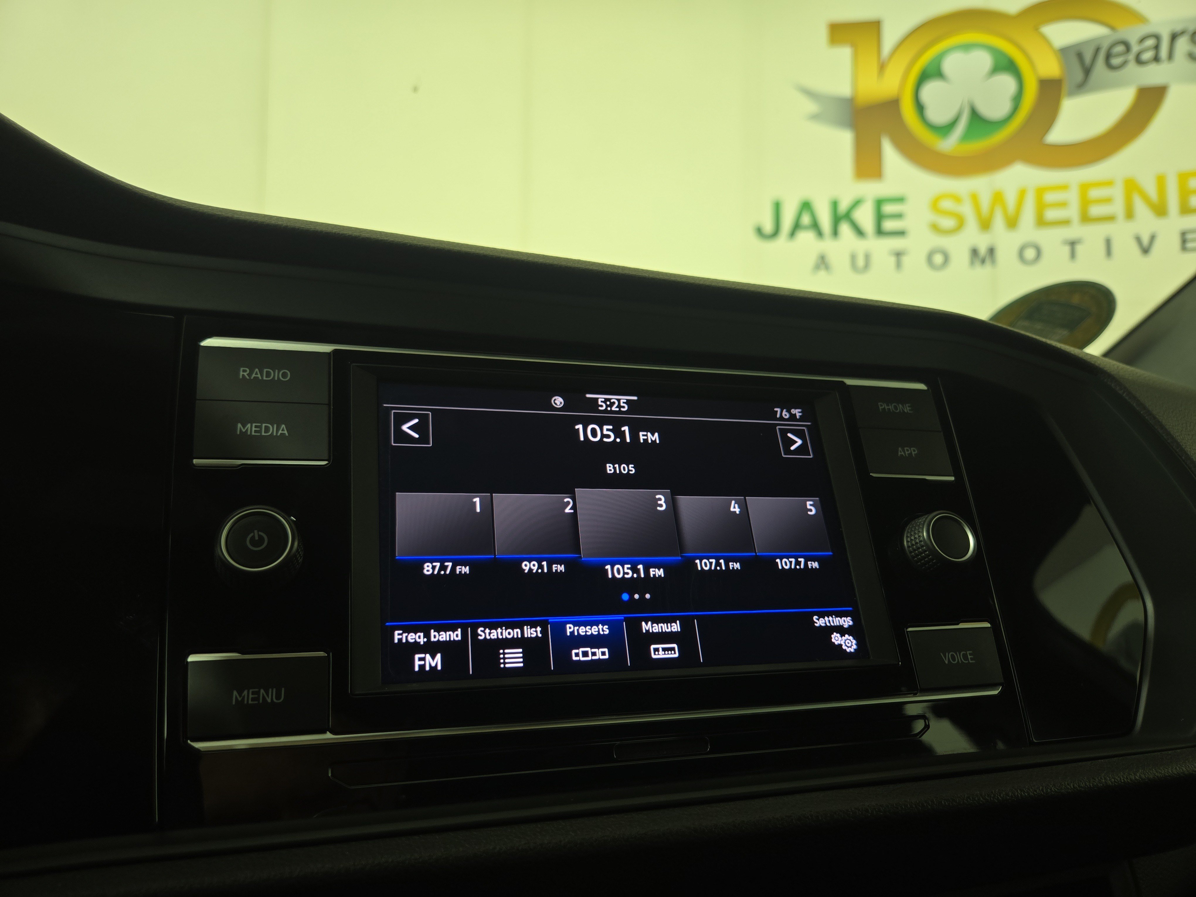 Used 2023 Volkswagen Jetta Sport FWD image 19