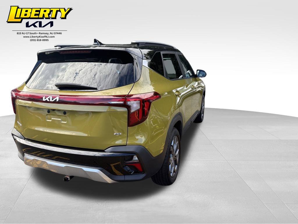 Used 2024 Kia Seltos S AWD/4WD image 7