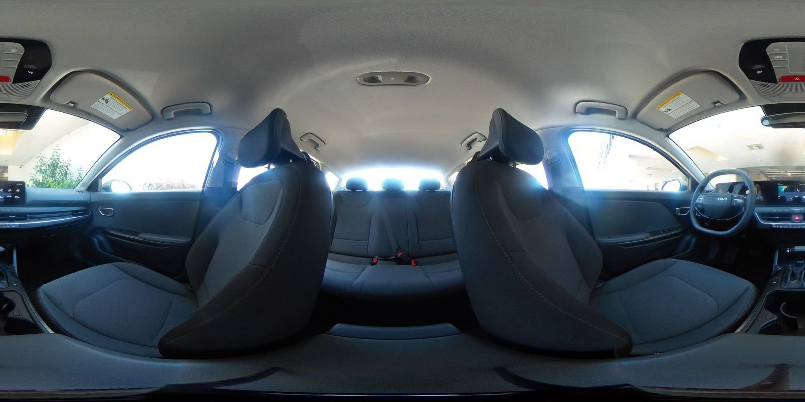 Used 2025 Kia K4 FWD image 42