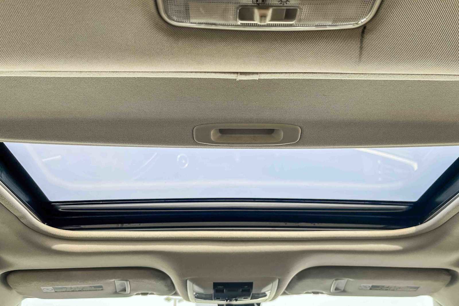 Used 2017 Lexus CT 200h w/ Navigation System Package image 15