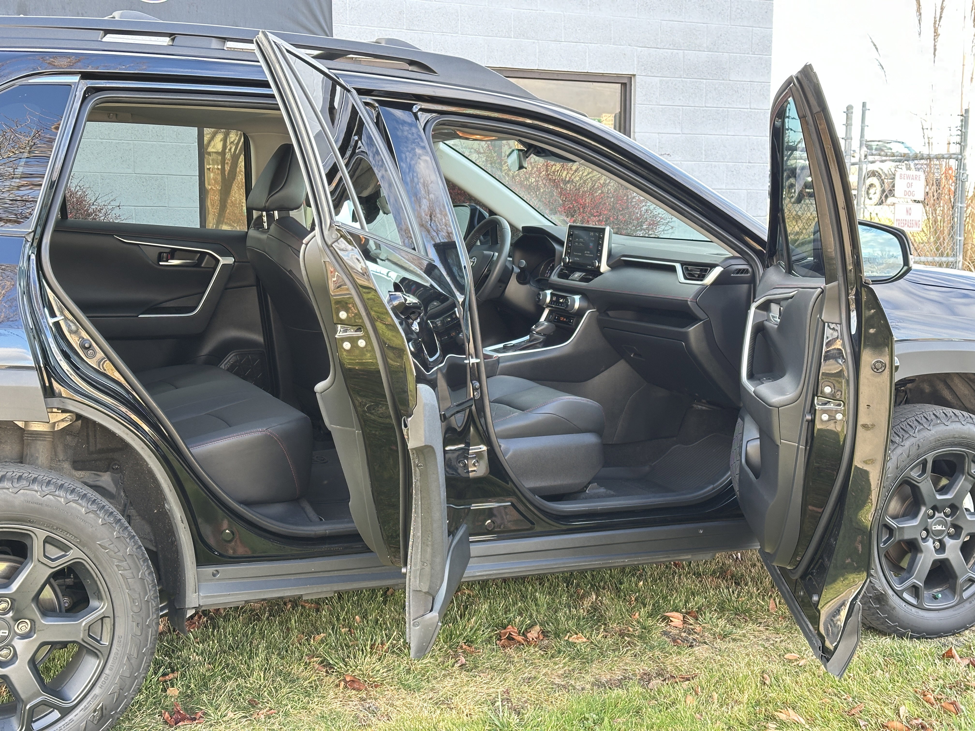 Used 2021 Toyota RAV4 TRD Off-Road image 24