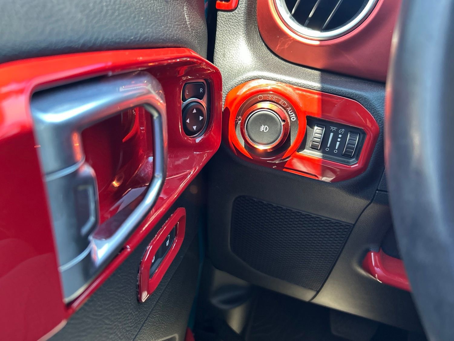 Used 2020 Jeep Wrangler Unlimited Rubicon AWD/4WD image 20