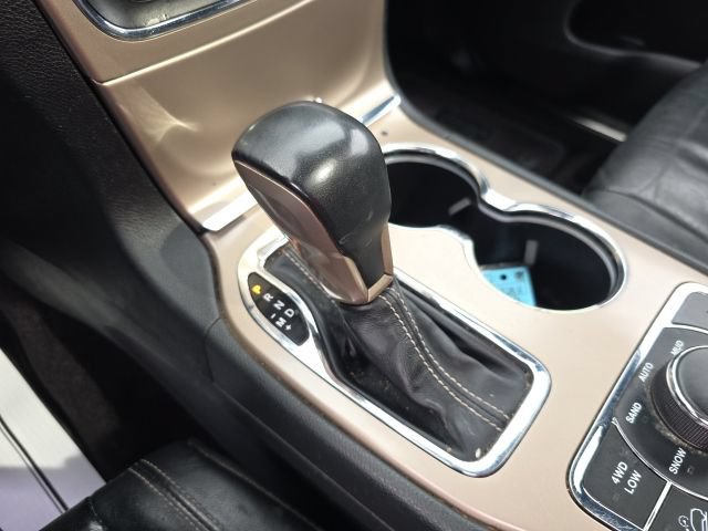 Used 2016 Jeep Grand Cherokee Limited AWD/4WD image 26
