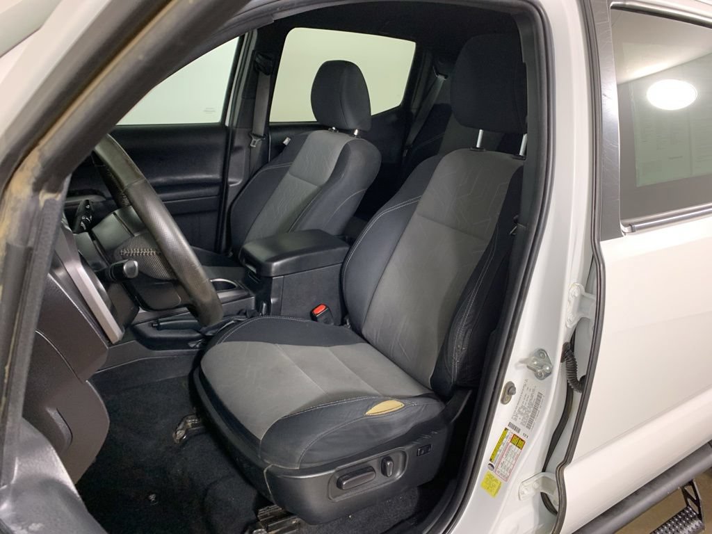 Used 2023 Toyota Tacoma TRD Off-Road AWD/4WD image 26