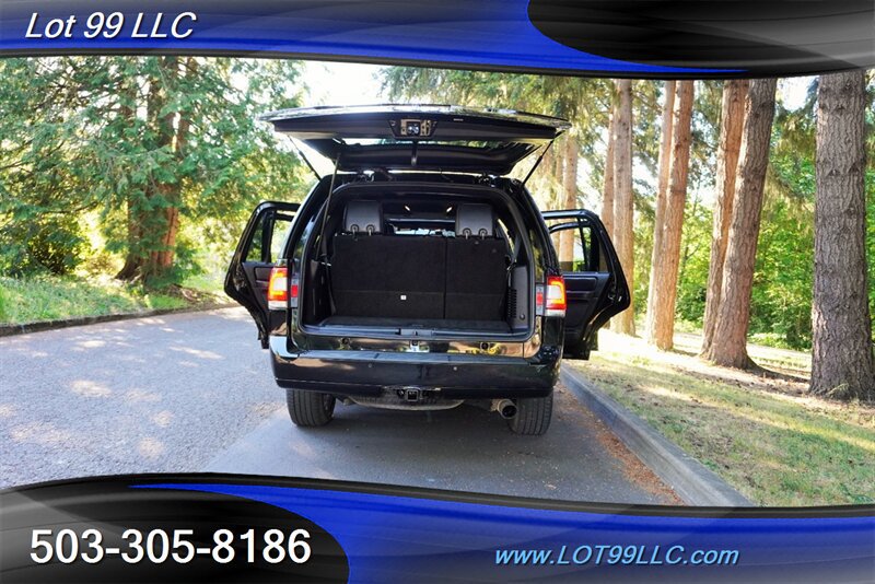 Used 2017 Lincoln Navigator Select AWD/4WD image 32