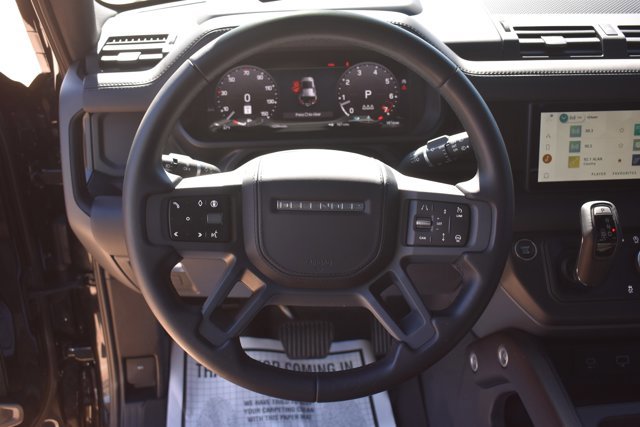 Used 2024 Land Rover Defender 110 X-Dynamic SE image 20