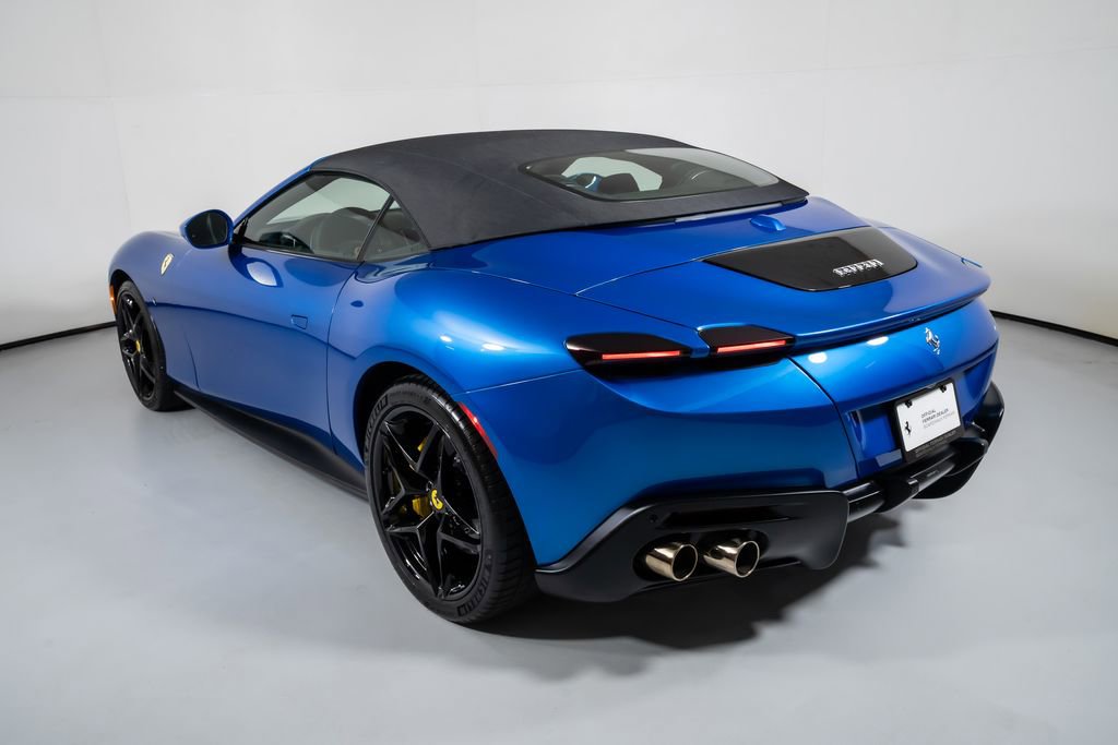 Used 2025 Ferrari Roma Spider RWD image 14