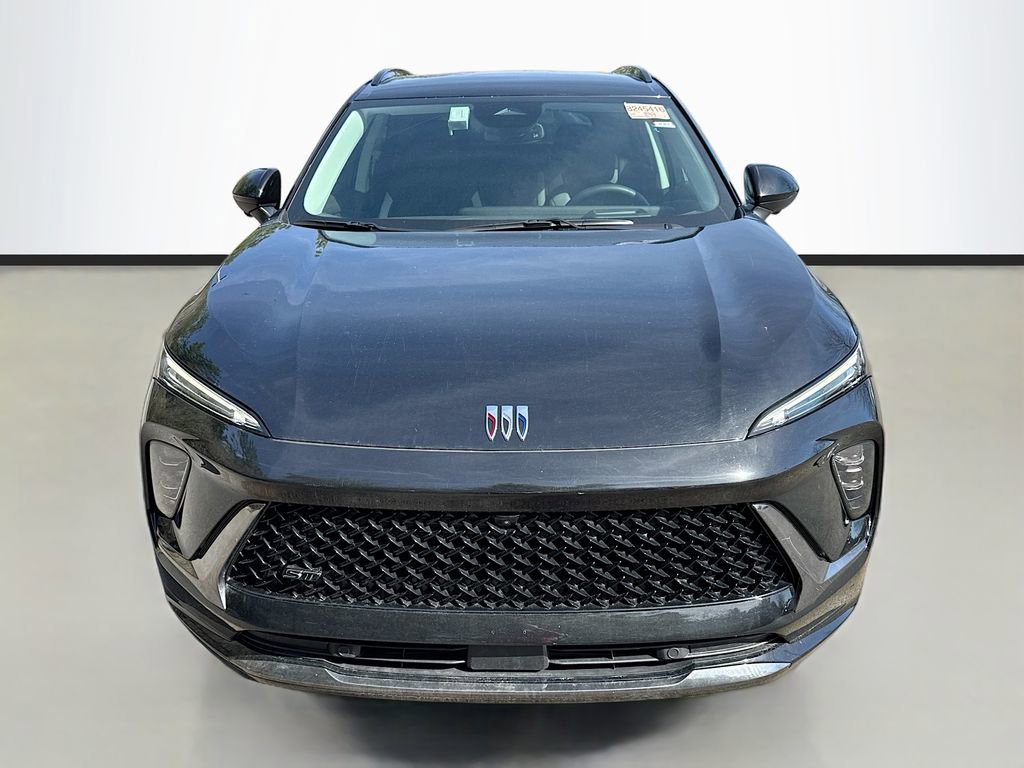 Used 2025 Buick Envision Sport Touring image 2