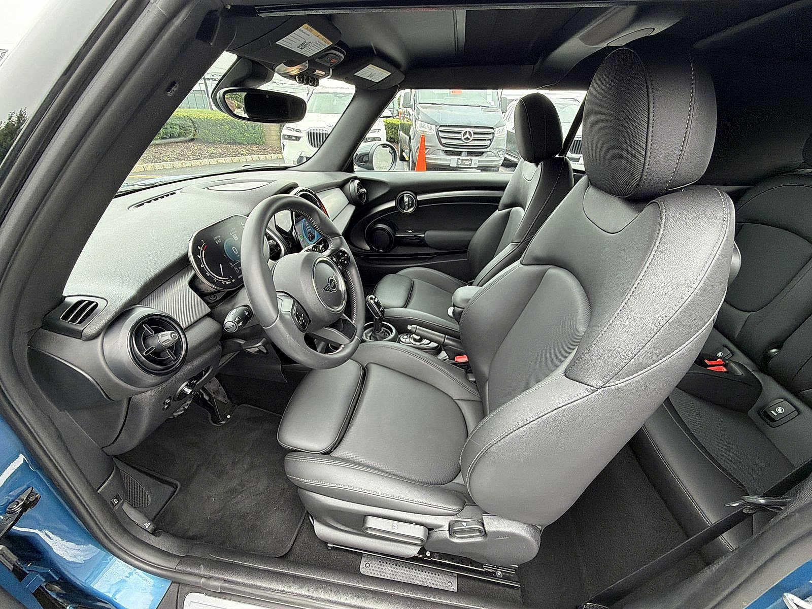 Used 2023 MINI Cooper S FWD image 10