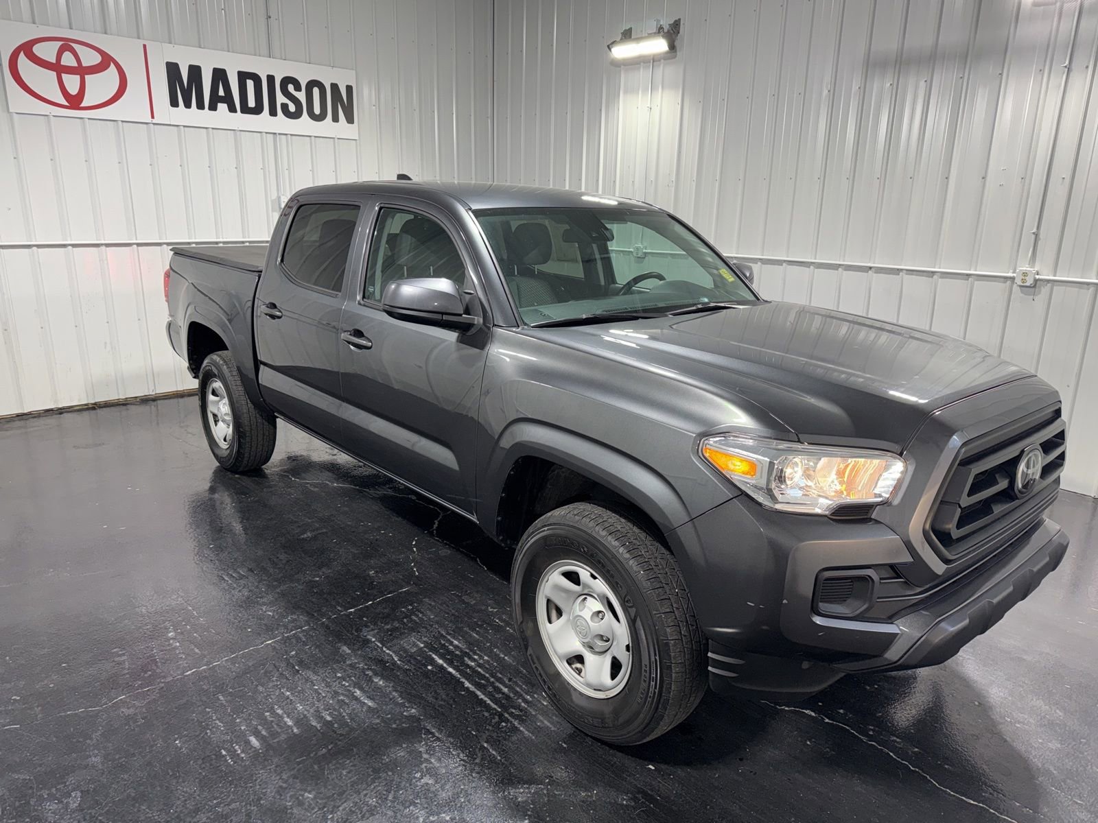 Used 2023 Toyota Tacoma SR image 4