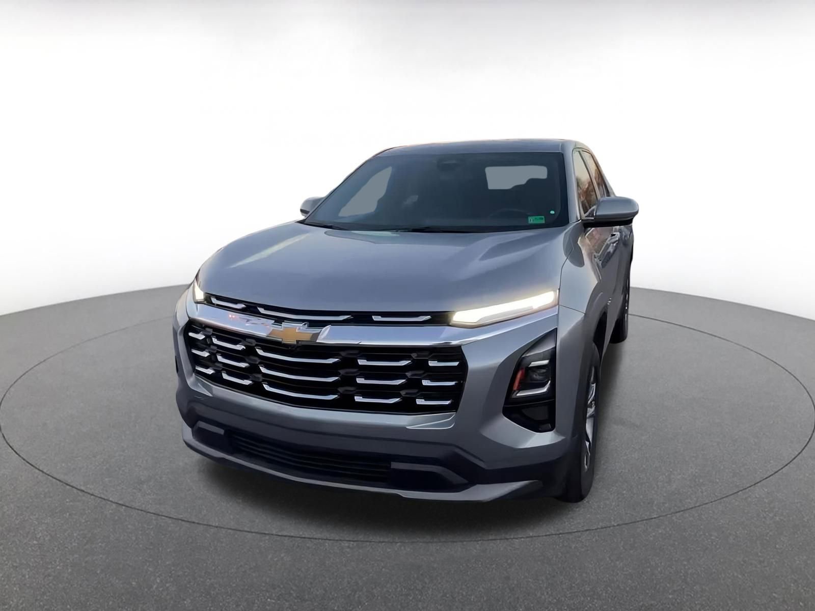 Used 2025 Chevrolet Equinox LT image 7