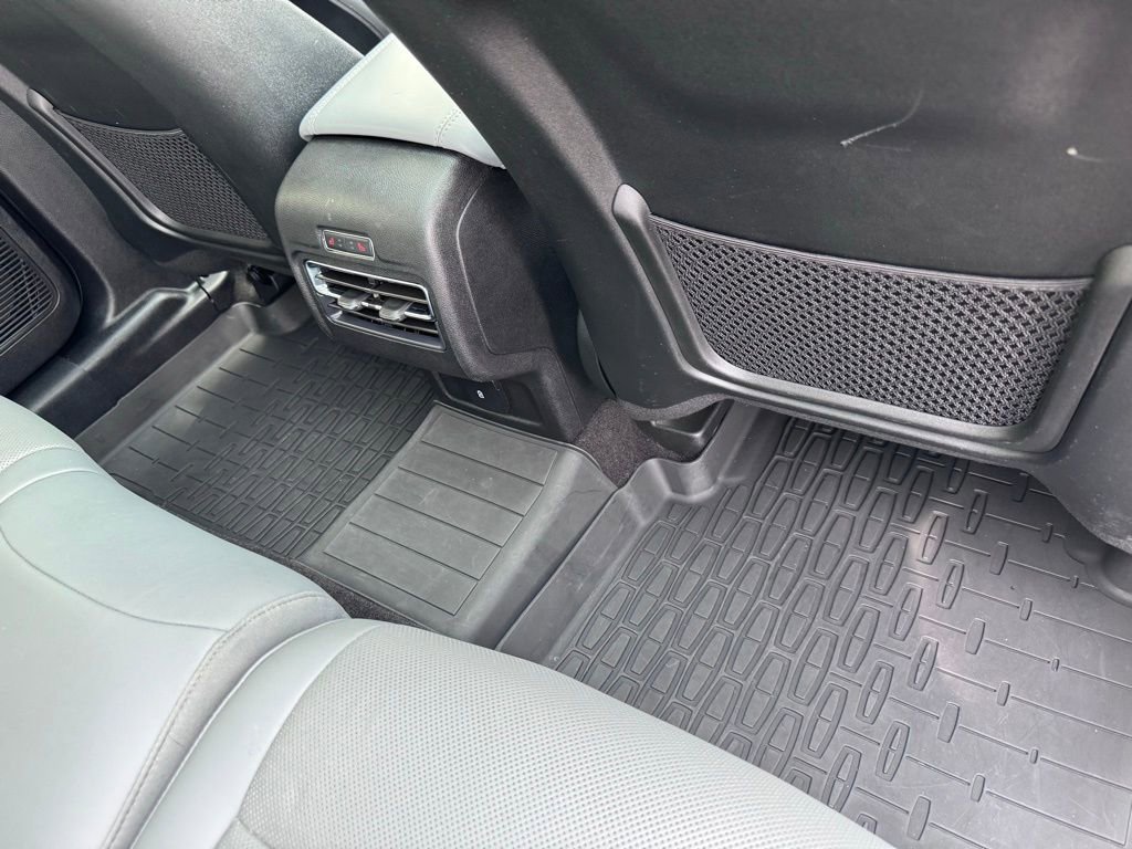 Used 2022 Lincoln Corsair AWD w/ Premium Package image 22