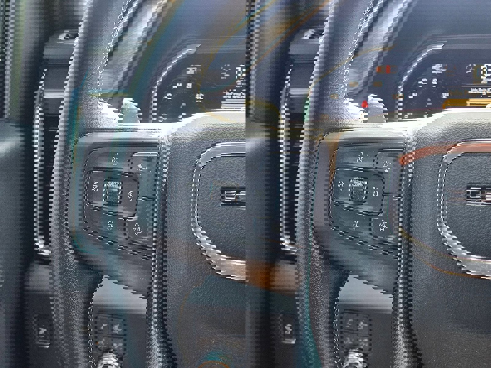 Used 2025 GMC Sierra 1500 Denali Ultimate image 12