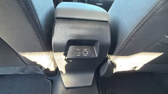 Used 2024 Subaru Crosstrek 2.0i Premium AWD/4WD image 25