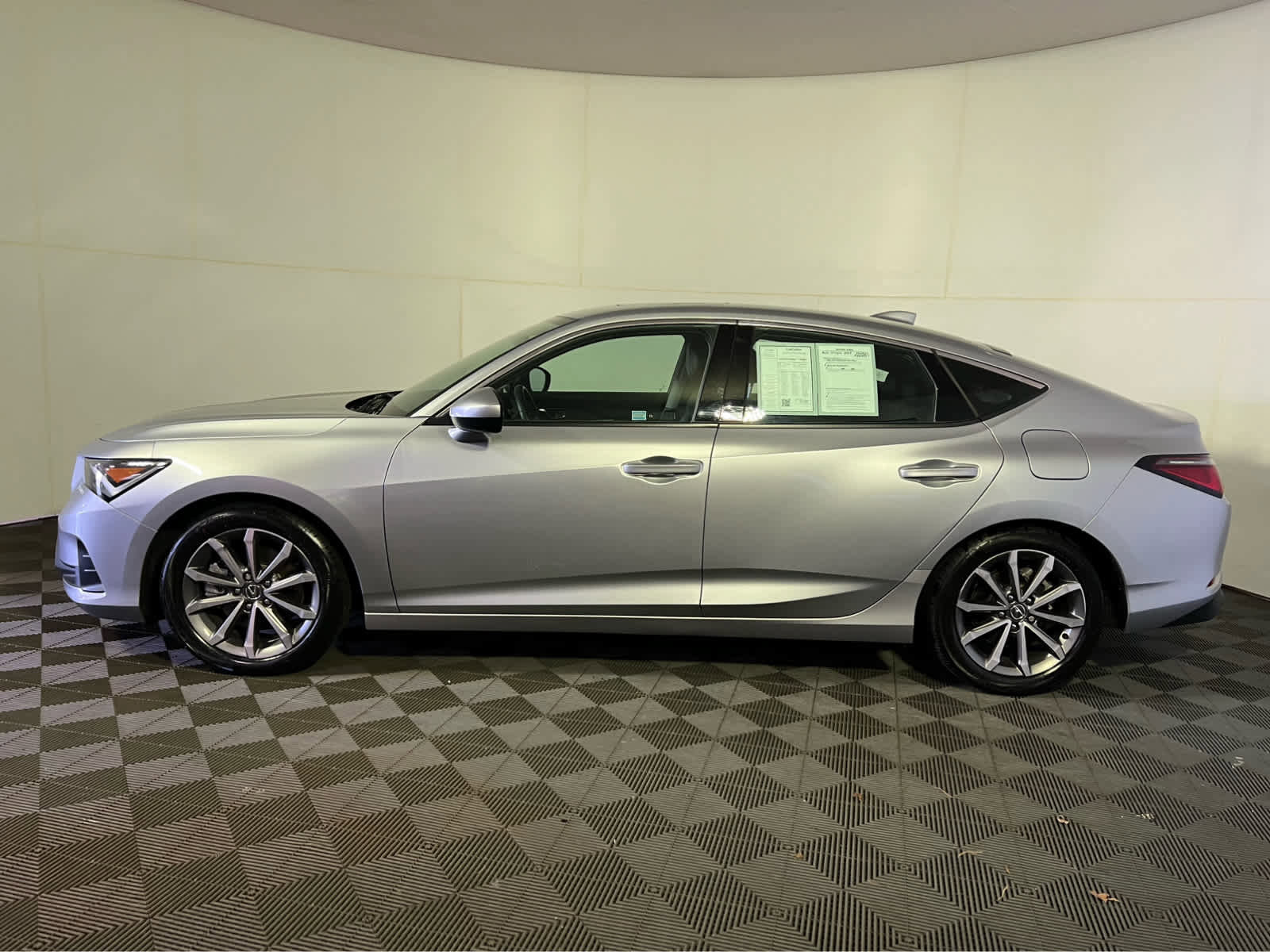 Used 2025 Acura Integra FWD image 4
