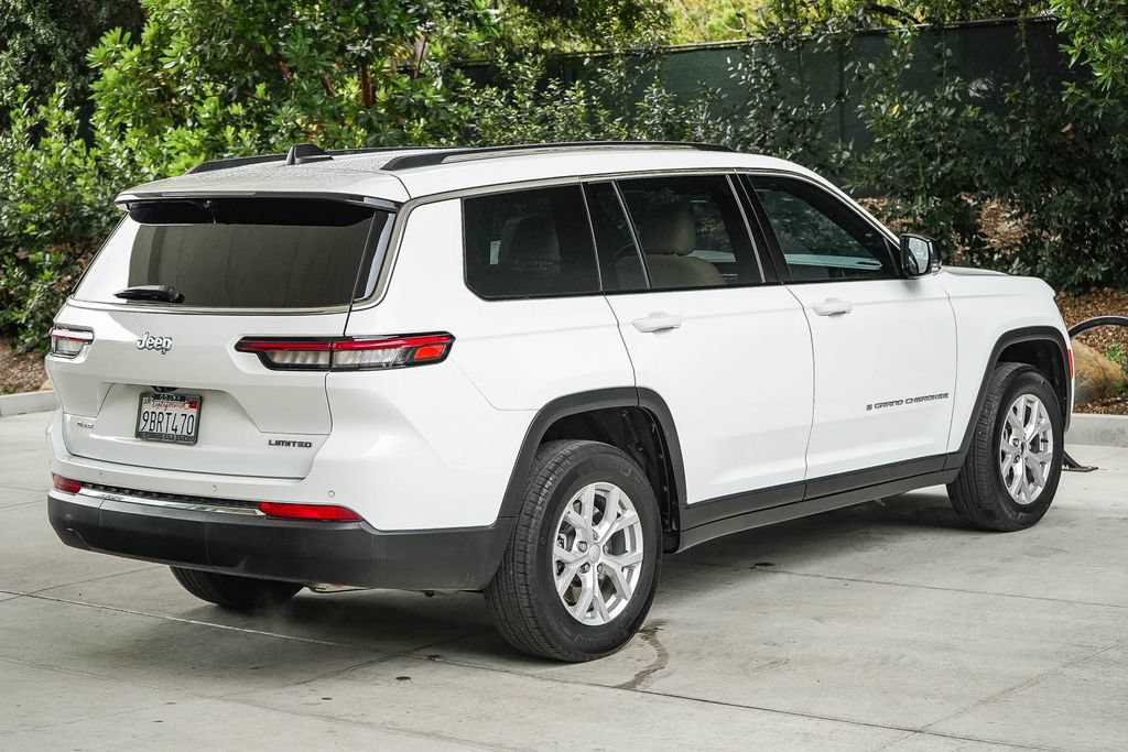 Used 2023 Jeep Grand Cherokee L Limited w/ Luxury Tech Group II AWD/4WD image 6