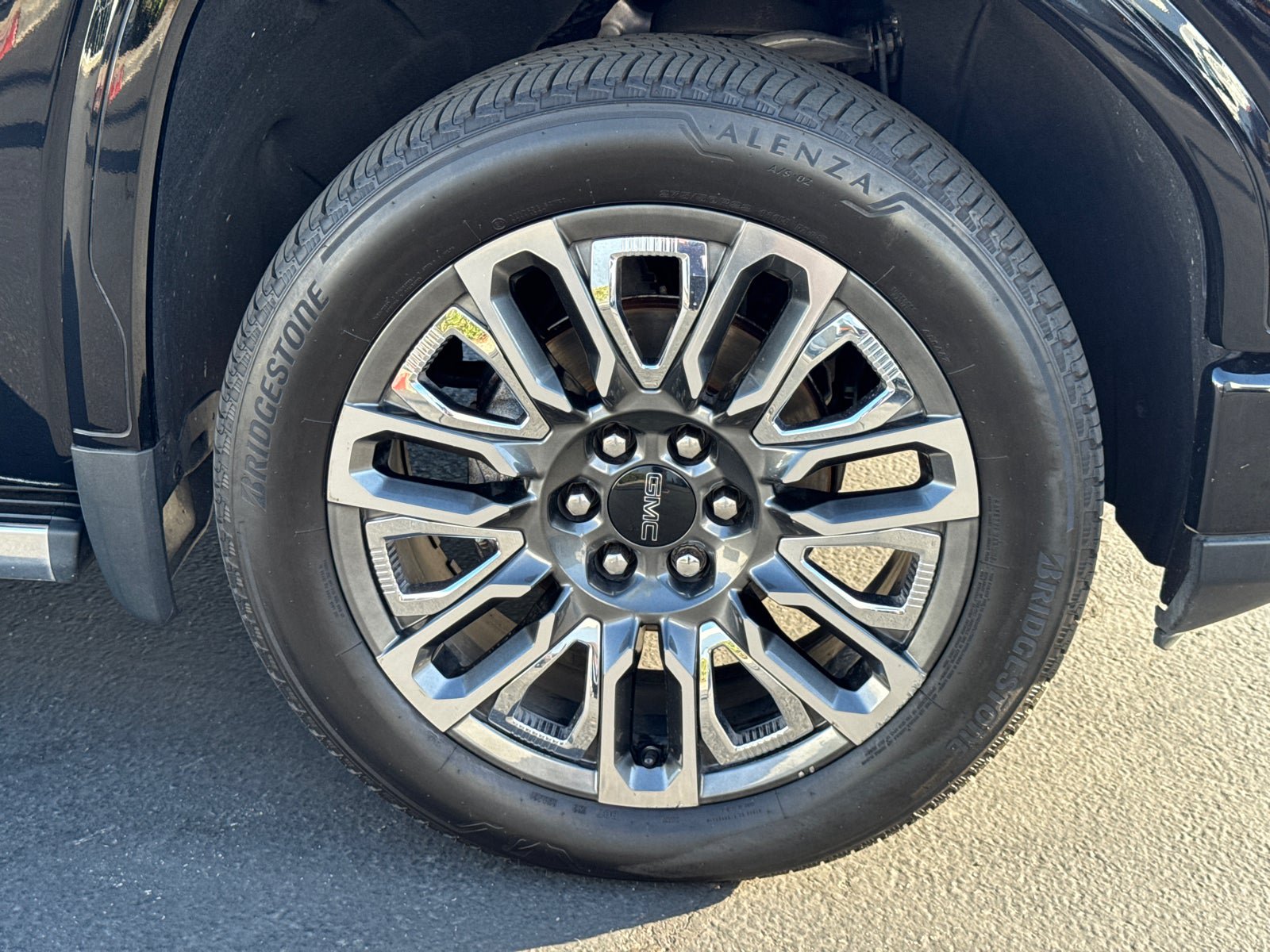 Certified 2023 GMC Sierra 1500 Denali Ultimate AWD/4WD image 6