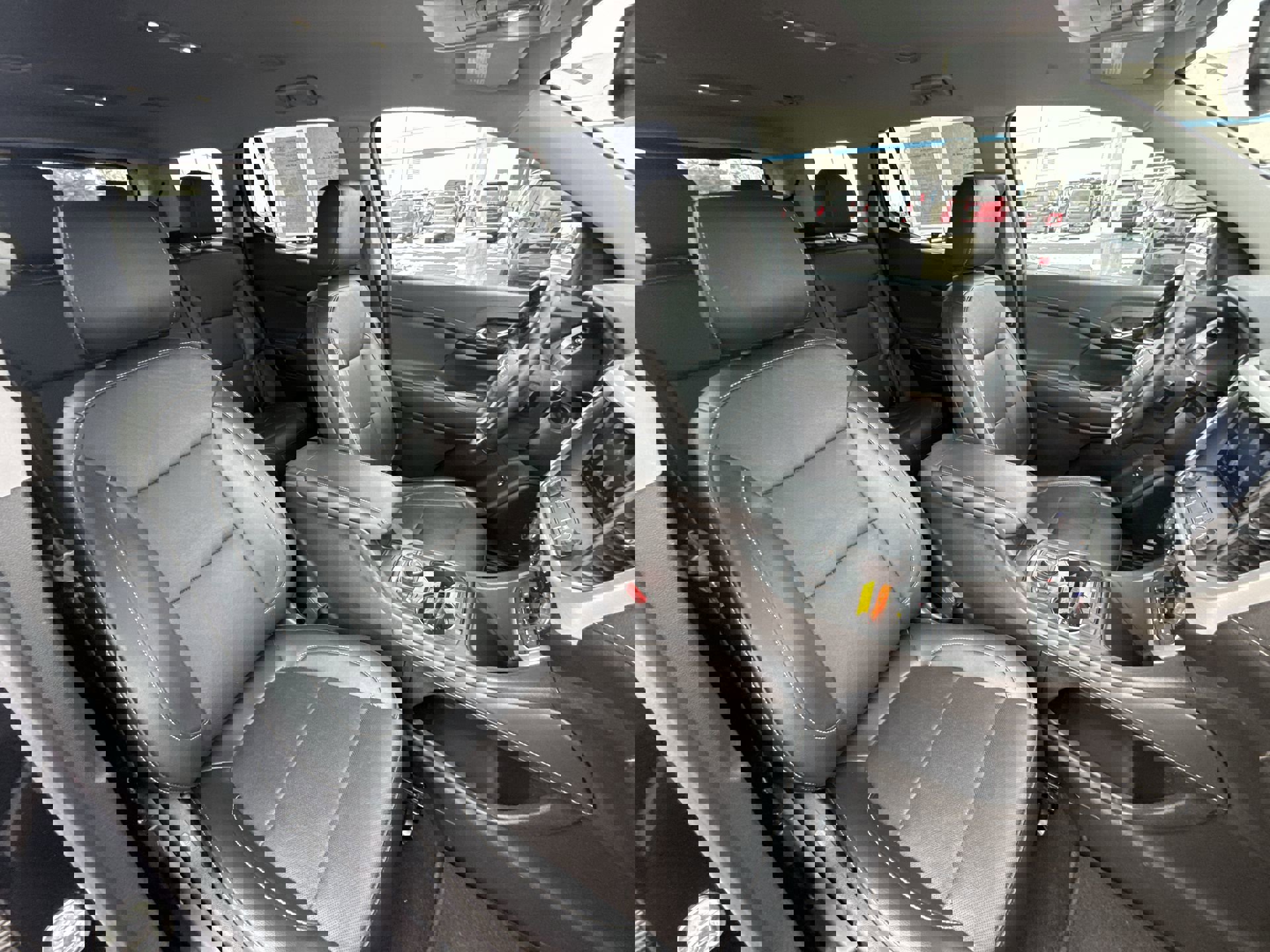 Certified 2023 GMC Acadia SLT image 24